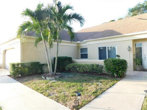 10195 Greentrail Drive North Boynton Beach FL 33436