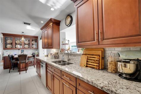 108 SE 14th Court Deerfield Beach FL 33441