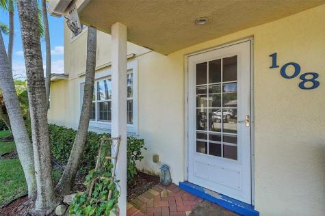 108 SE 14th Court Deerfield Beach FL 33441