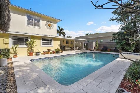 108 SE 14th Court Deerfield Beach FL 33441