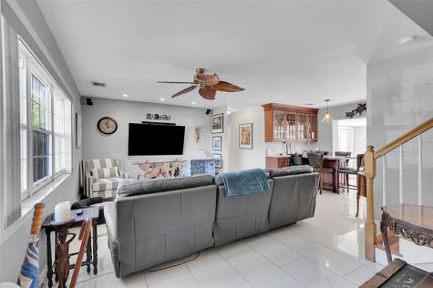 108 SE 14th Court Deerfield Beach FL 33441