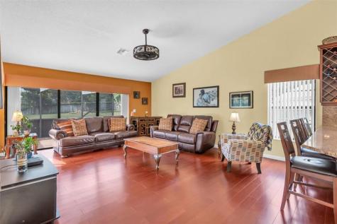 10170 NW 10th Street Plantation FL 33322