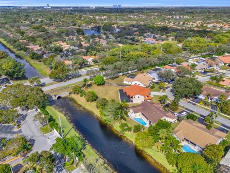 10170 NW 10th Street Plantation FL 33322