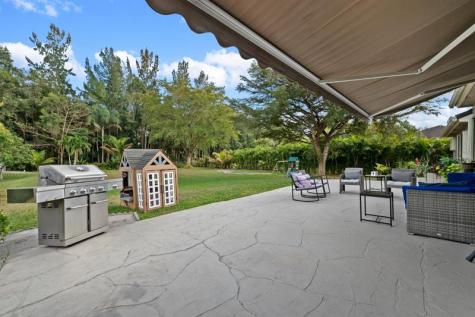 5320 SW 199th Avenue Pembroke Pines FL 33332