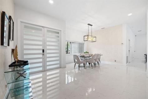 5320 SW 199th Avenue Pembroke Pines FL 33332
