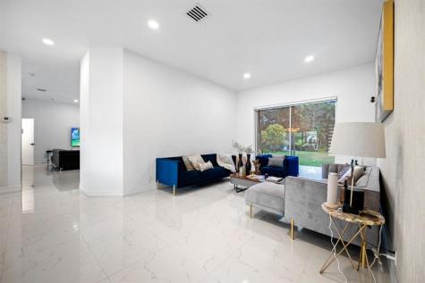 5320 SW 199th Avenue Pembroke Pines FL 33332