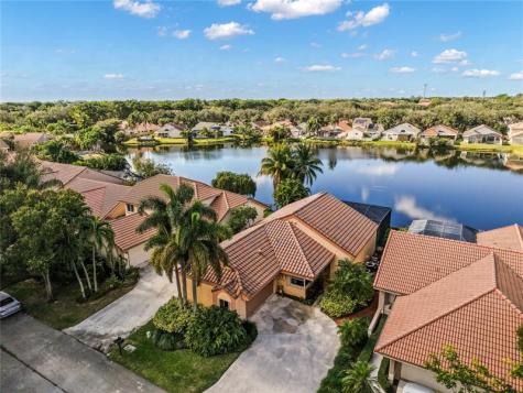 1859 NW 96th Avenue Plantation FL 33322