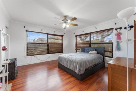 795 NE 165th Street Miami FL 33162
