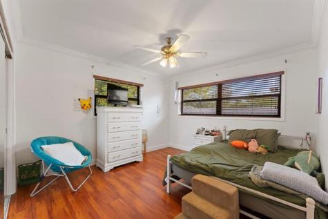 795 NE 165th Street Miami FL 33162