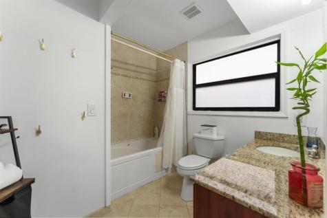 795 NE 165th Street Miami FL 33162