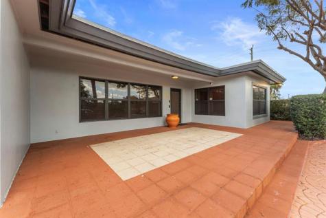 795 NE 165th Street Miami FL 33162