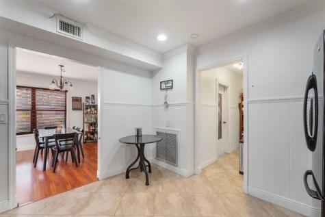 795 NE 165th Street Miami FL 33162