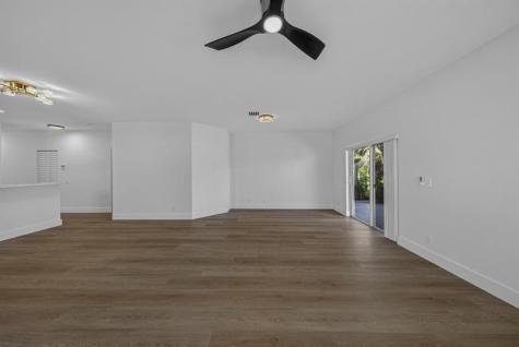 4243 SW 10th Court Deerfield Beach FL 33442