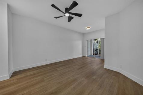 4243 SW 10th Court Deerfield Beach FL 33442
