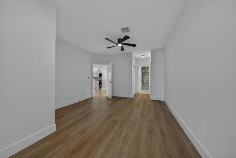 4243 SW 10th Court Deerfield Beach FL 33442