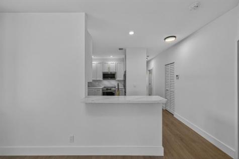 4243 SW 10th Court Deerfield Beach FL 33442