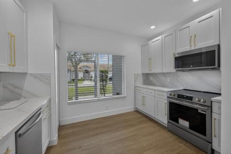 4243 SW 10th Court Deerfield Beach FL 33442