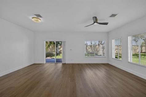 4243 SW 10th Court Deerfield Beach FL 33442
