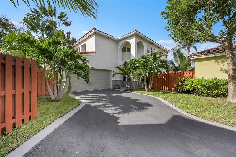 547 NW 47th Way Coconut Creek FL 33063