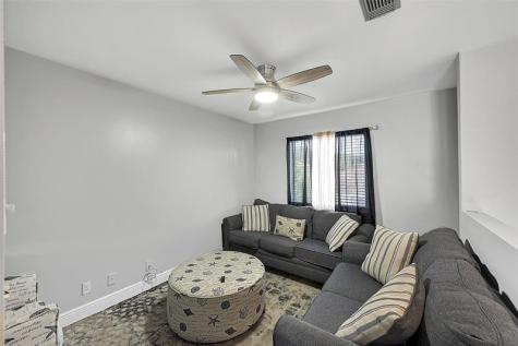 547 NW 47th Way Coconut Creek FL 33063