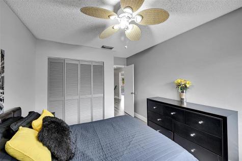 547 NW 47th Way Coconut Creek FL 33063