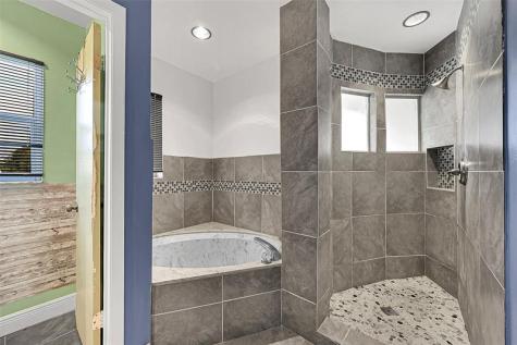 547 NW 47th Way Coconut Creek FL 33063