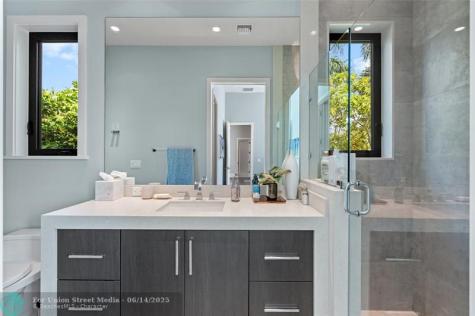1200 SE 12th Terrace Deerfield Beach FL 33441