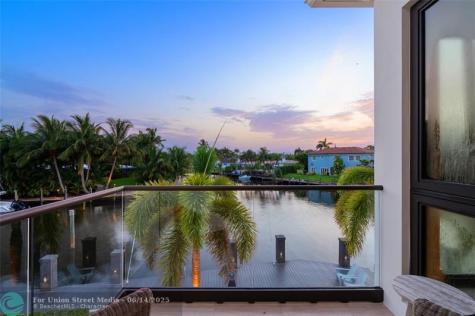 1200 SE 12th Terrace Deerfield Beach FL 33441