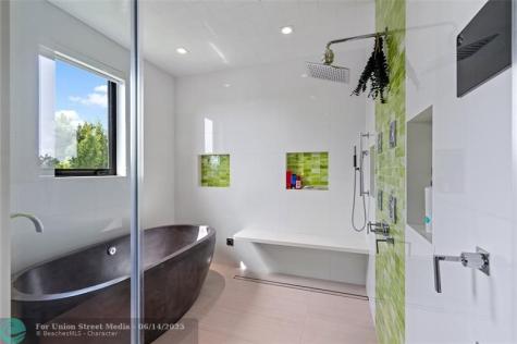 1200 SE 12th Terrace Deerfield Beach FL 33441