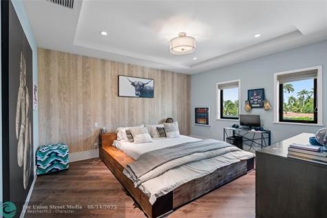 1200 SE 12th Terrace Deerfield Beach FL 33441