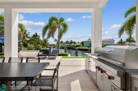 1200 SE 12th Terrace Deerfield Beach FL 33441