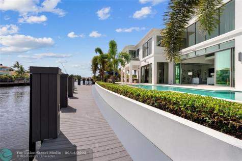 1200 SE 12th Terrace Deerfield Beach FL 33441