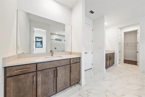 2652 NW 87th Terrace Pembroke Pines FL 33024