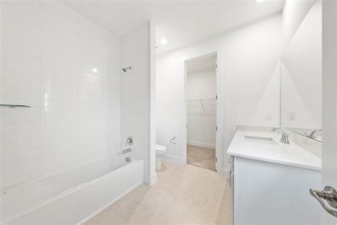 2652 NW 87th Terrace Pembroke Pines FL 33024