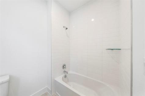 2652 NW 87th Terrace Pembroke Pines FL 33024