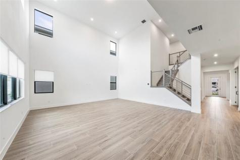 2652 NW 87th Terrace Pembroke Pines FL 33024