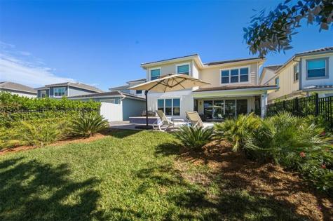 1345 Harvester Crossing Loxahatchee FL 33470