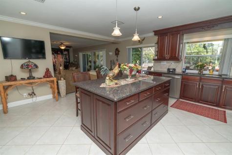 115 SW 97th Terrace Coral Springs FL 33071