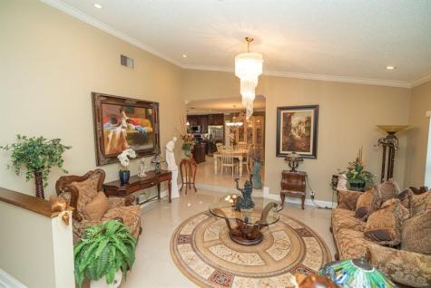 115 SW 97th Terrace Coral Springs FL 33071