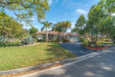 115 SW 97th Terrace Coral Springs FL 33071