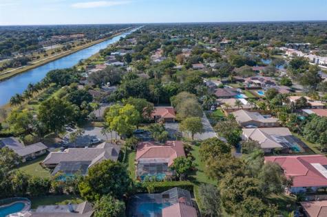 115 SW 97th Terrace Coral Springs FL 33071