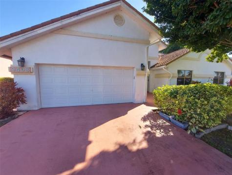 9408 Sun Pointe Drive Boynton Beach FL 33437
