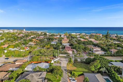 2111 N Ocean Boulevard Pompano Beach FL 33062