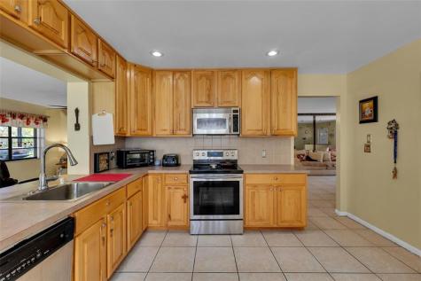 9802 NW 75th Court Tamarac FL 33321