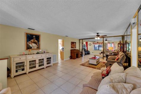 9802 NW 75th Court Tamarac FL 33321