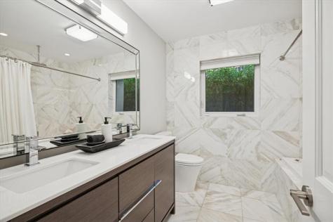 2131 NE 15th Terrace Wilton Manors FL 33305