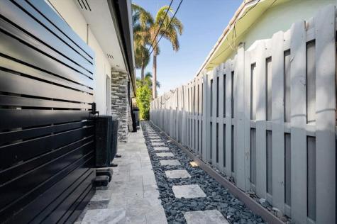 2131 NE 15th Terrace Wilton Manors FL 33305