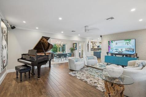 2131 NE 15th Terrace Wilton Manors FL 33305