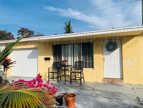 6231 SW 8th Street North Lauderdale FL 33068