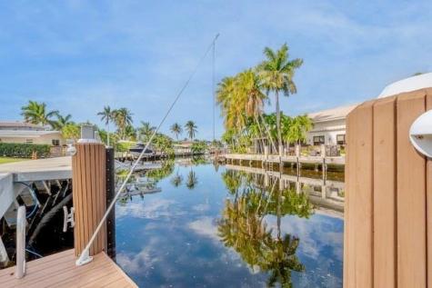 1131 SE 5th Avenue Pompano Beach FL 33060
